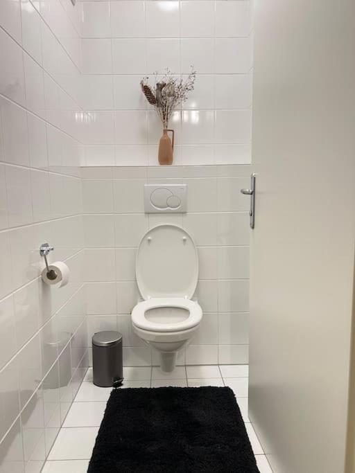 3-Room Vienna Centrale Suite Екстериор снимка